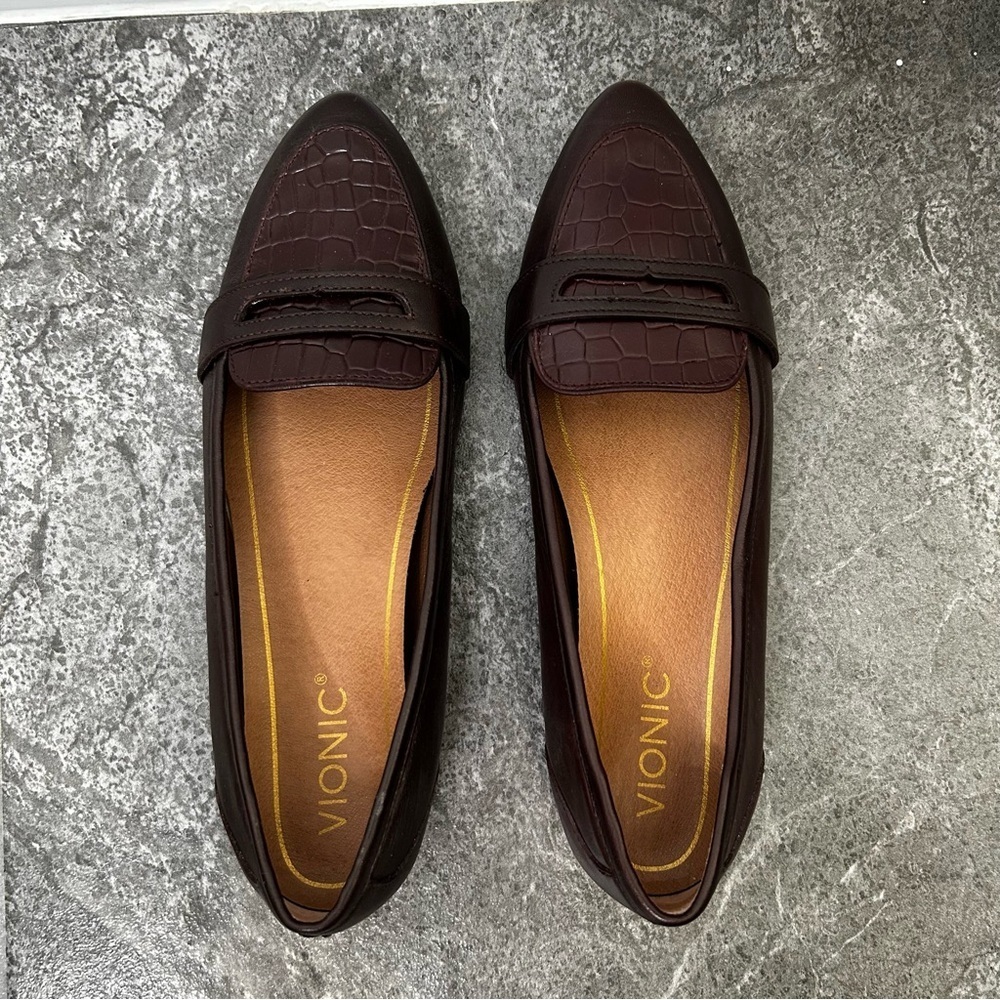 Vionic Burgundy Pointed Toe Penny Loafers Savannah Size 7 Fall Academia Autumn - Picture 6 of 16